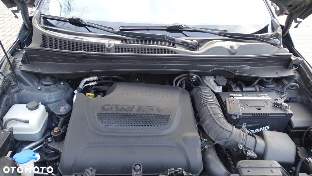 Kia Sportage 2.0 CRDI 2WD Spirit - 25