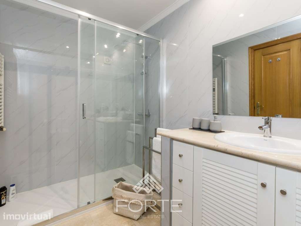 Apartamento T1 - Porto - Grande imagem: 3/13