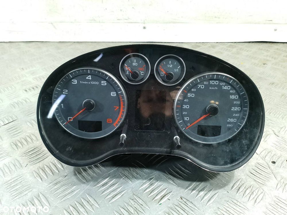 LICZNIK AUDI A3 8P 8P0920932K 1.9 TDI - 7