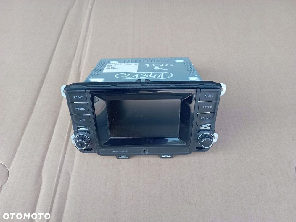 VW POLO 6C RADIO EKRAN WYŚWIETLACZ 6C0035885A - 1