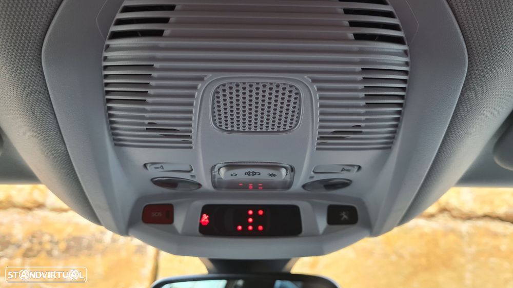 Peugeot 5008 - 12