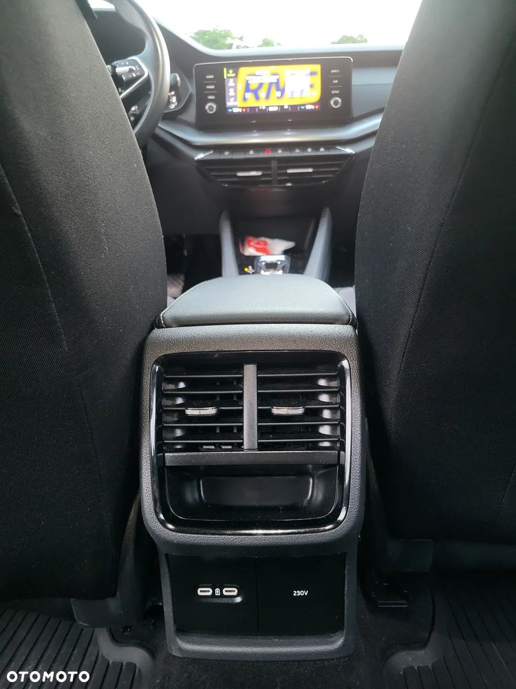 Skoda Octavia 1.5 TSI e-Tec Ambition DSG - 21