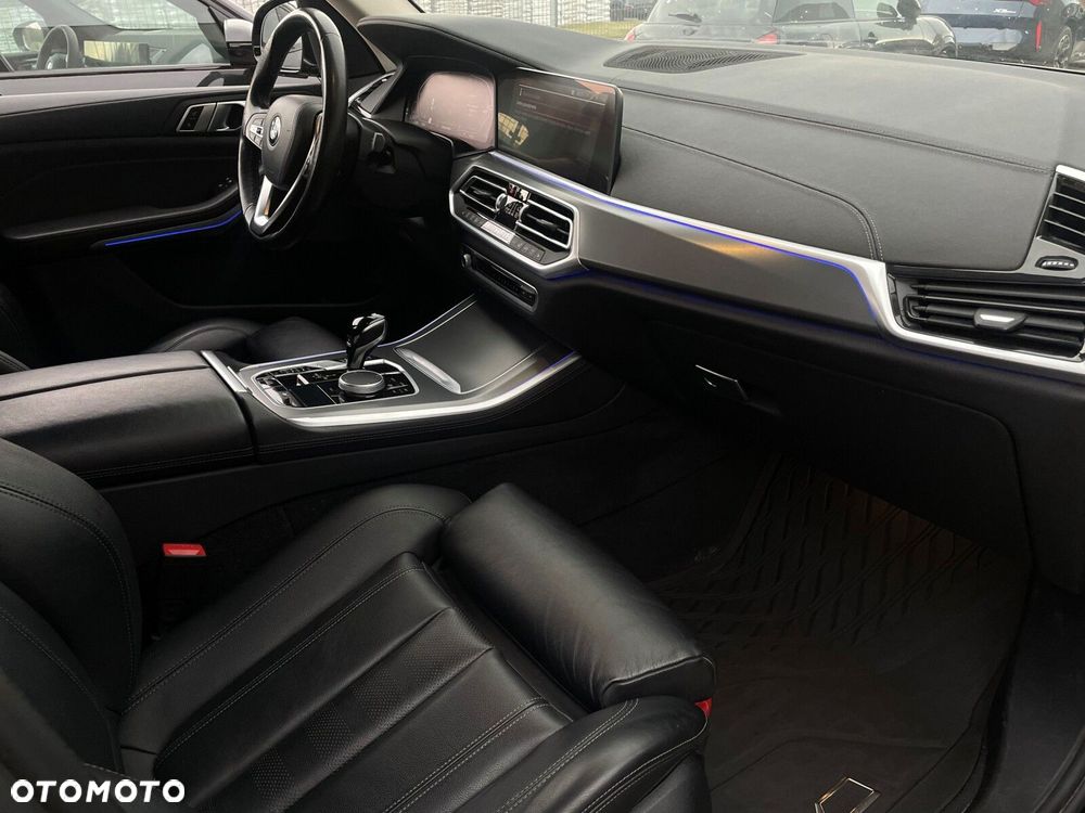 BMW X5 xDrive25d - 17