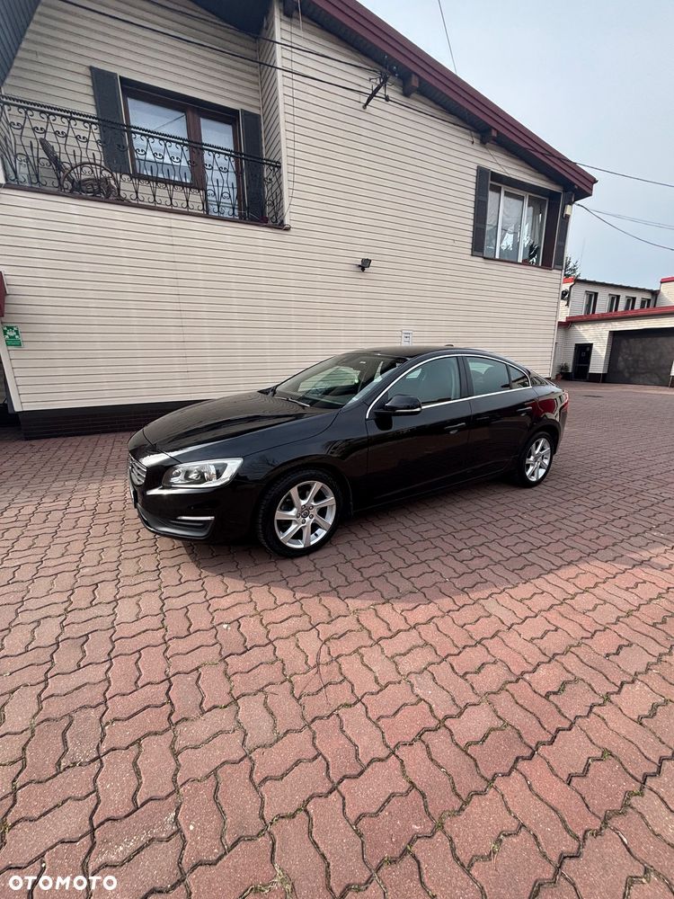 Volvo S60 D3 Edition - 6