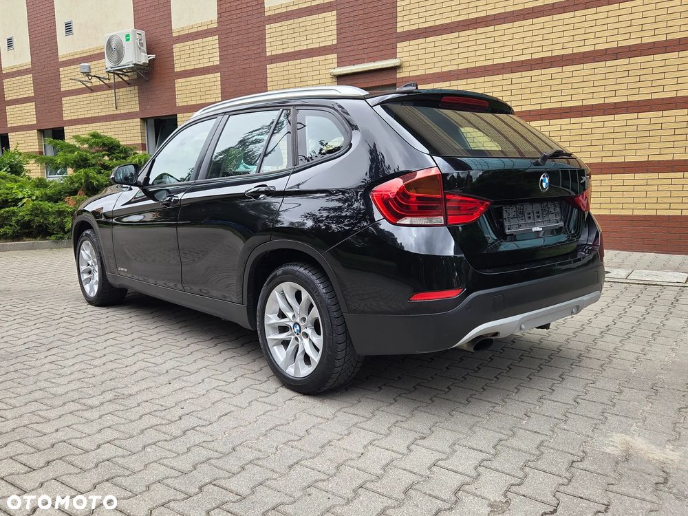 BMW X1 sDrive18i xLine - 12