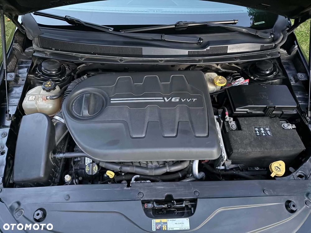 Chrysler 200 - 5
