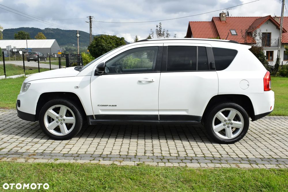 Jeep Compass 2011 photo 3