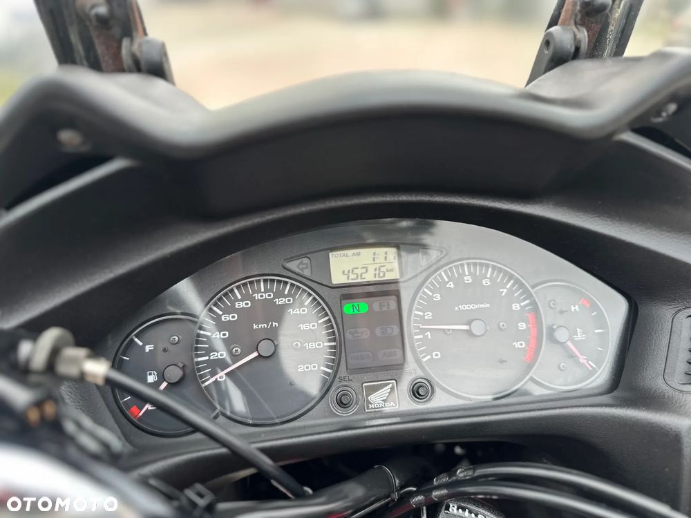 Honda Deauville - 16