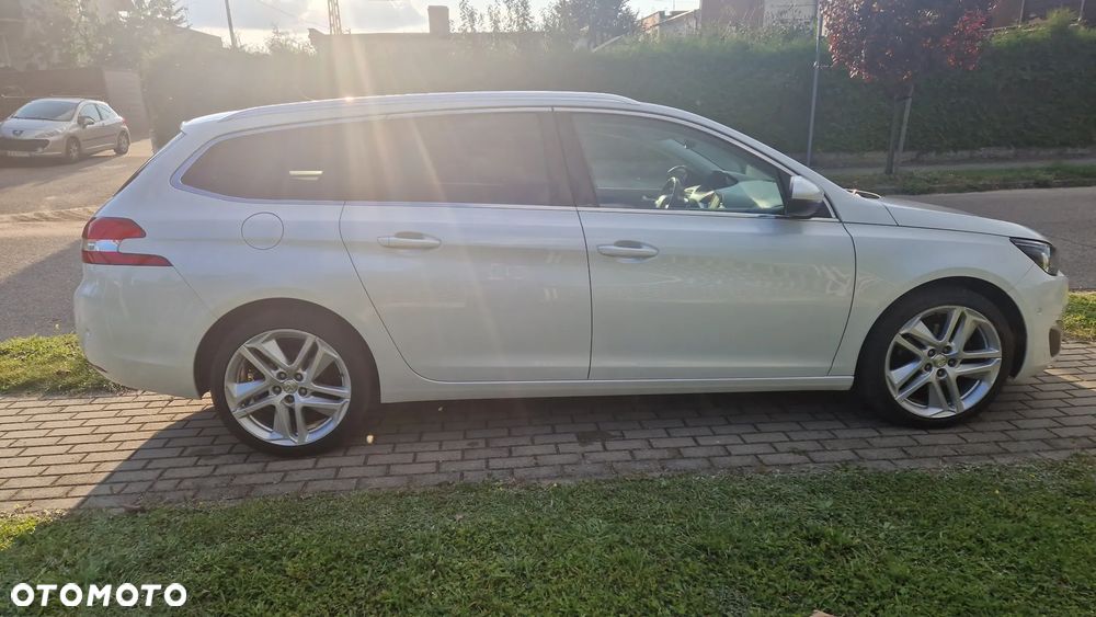 Peugeot 308 BlueHDi FAP 150 Stop&Start Automatik Allure - 7