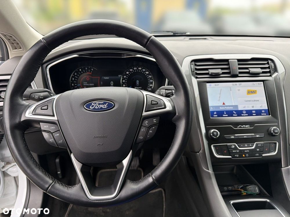 Ford Mondeo - 14