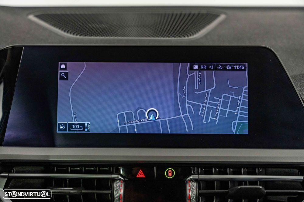 BMW 330 e Line Luxury Auto - 26