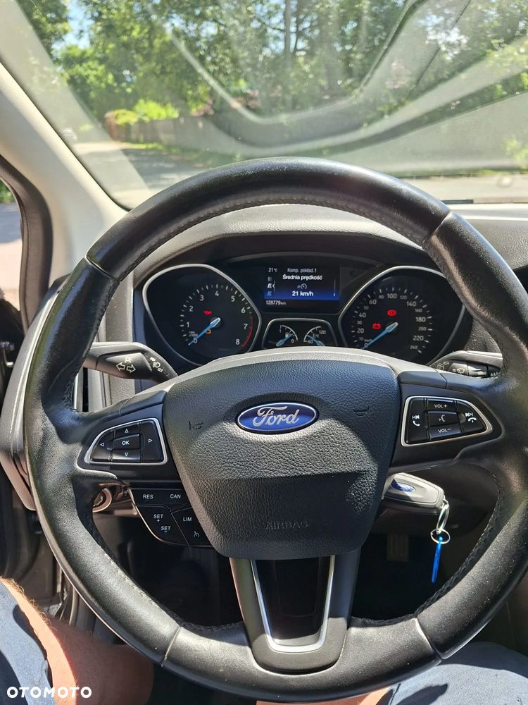Ford Focus - 12