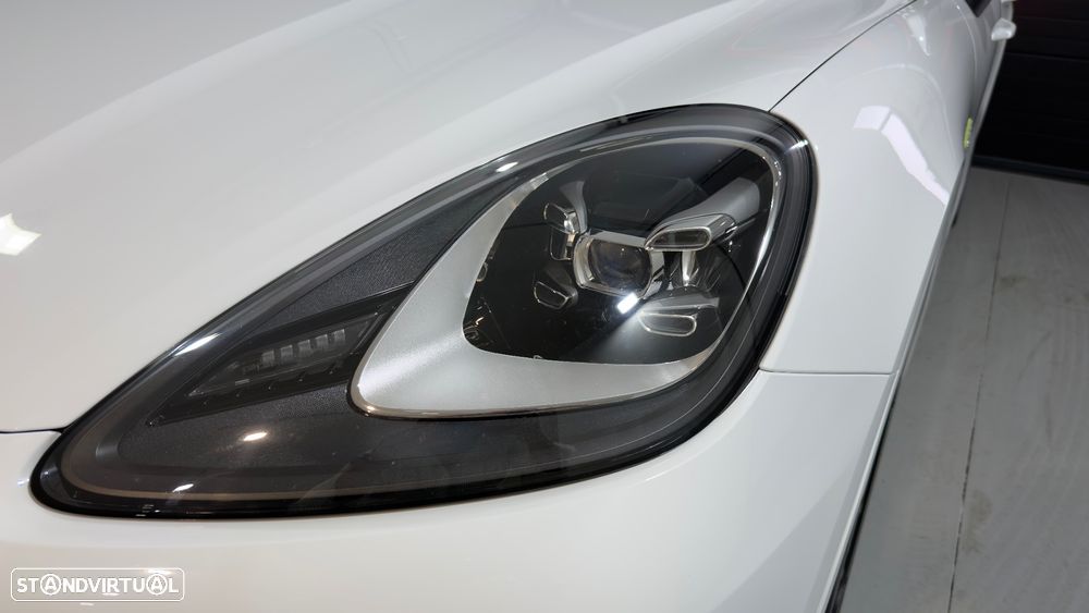 Porsche Cayenne E-Hybrid - 8