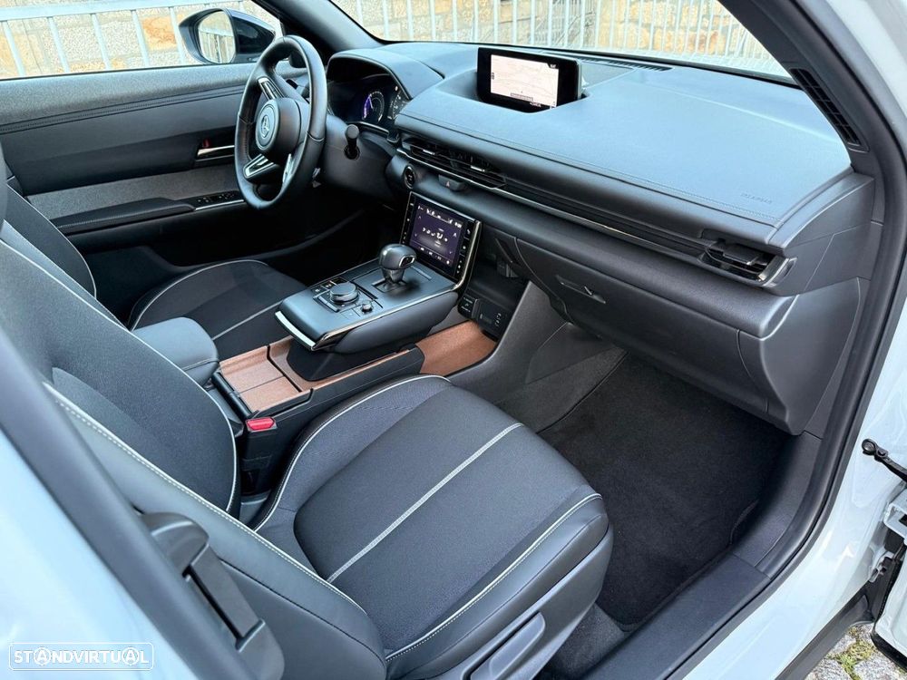 Mazda MX-30 e-Skyactiv Advantage+Modern Confidence - 17