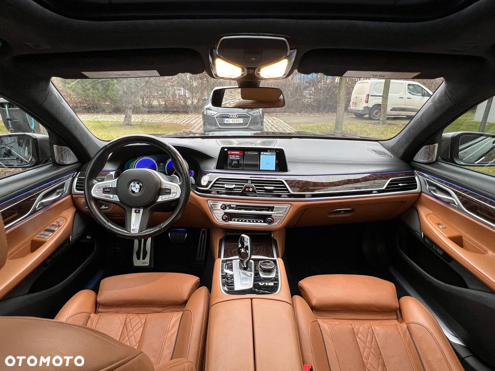 BMW Seria 7 - 11