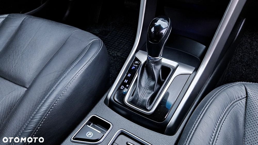 Hyundai i30 1.6 CRDi Automatik Style - 39