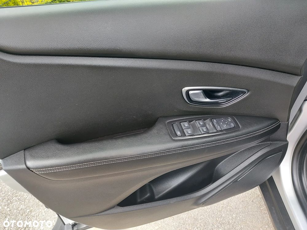 Renault Scenic ENERGY TCe 115 S&S Authentique - 25