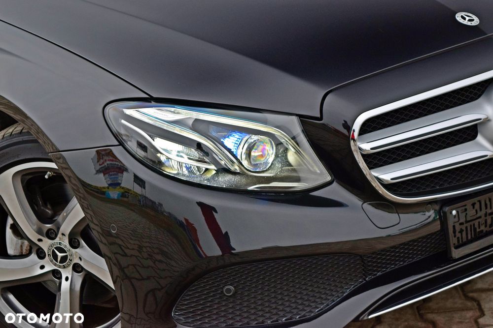 Mercedes-Benz Klasa E 200 9G-TRONIC Avantgarde - 31