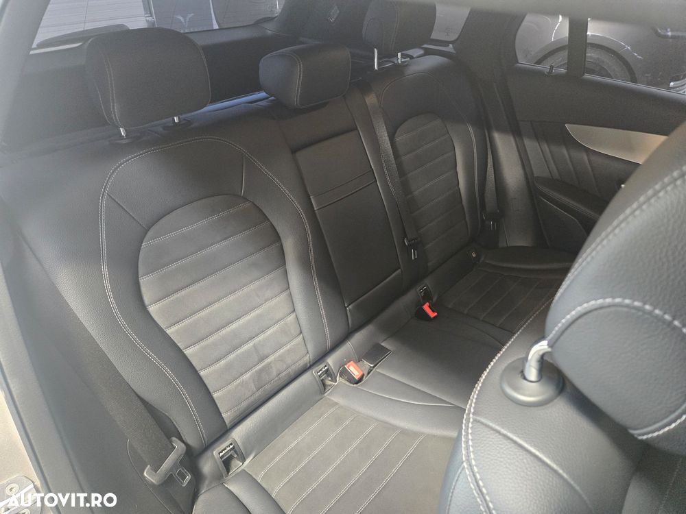 Mercedes-Benz GLC 300 d 4MATIC 9G-TRONIC AMG Line - 10