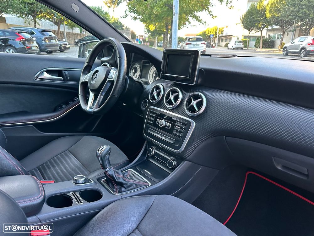 Mercedes-Benz A 180 d AMG Line - 59
