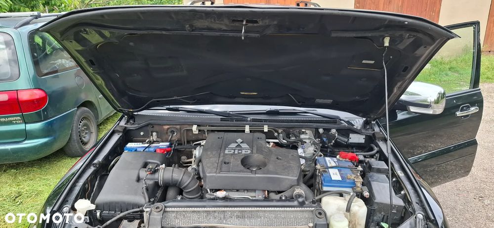 Mitsubishi Pajero 3.2 DI-D Automatik Instyle - 12