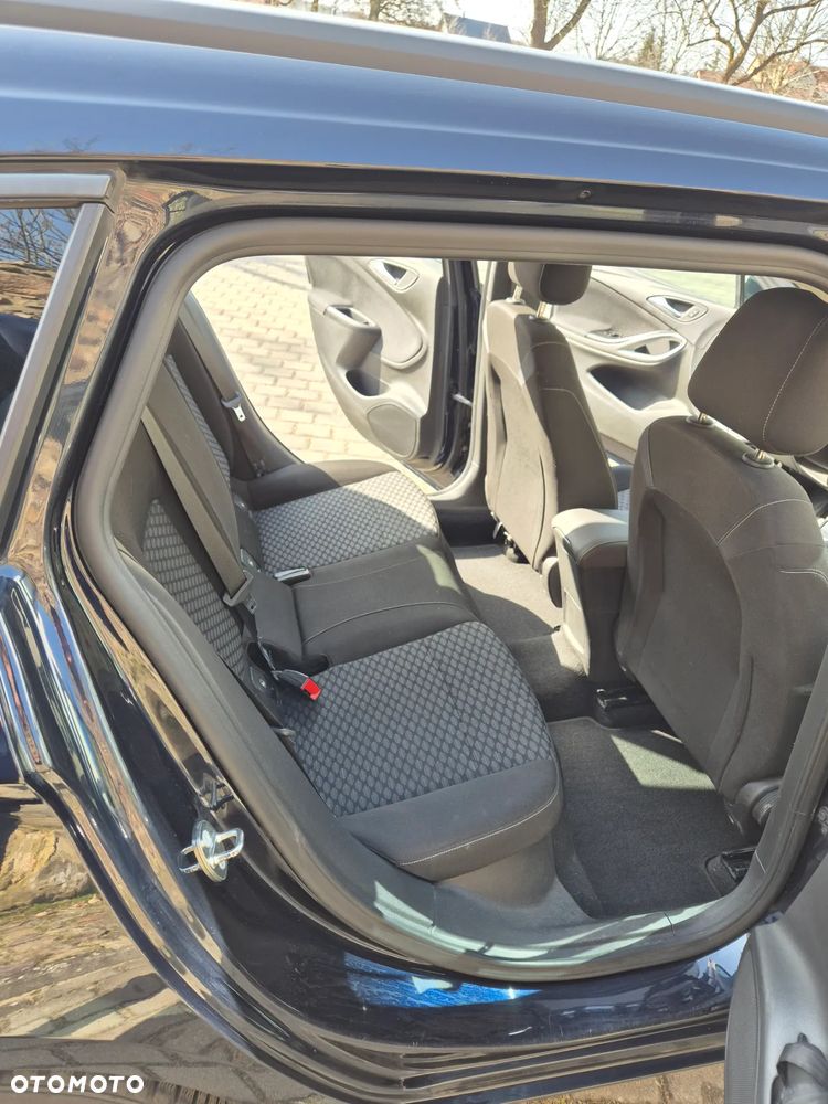 Opel Astra 1.6 D (CDTI) Dynamic - 7