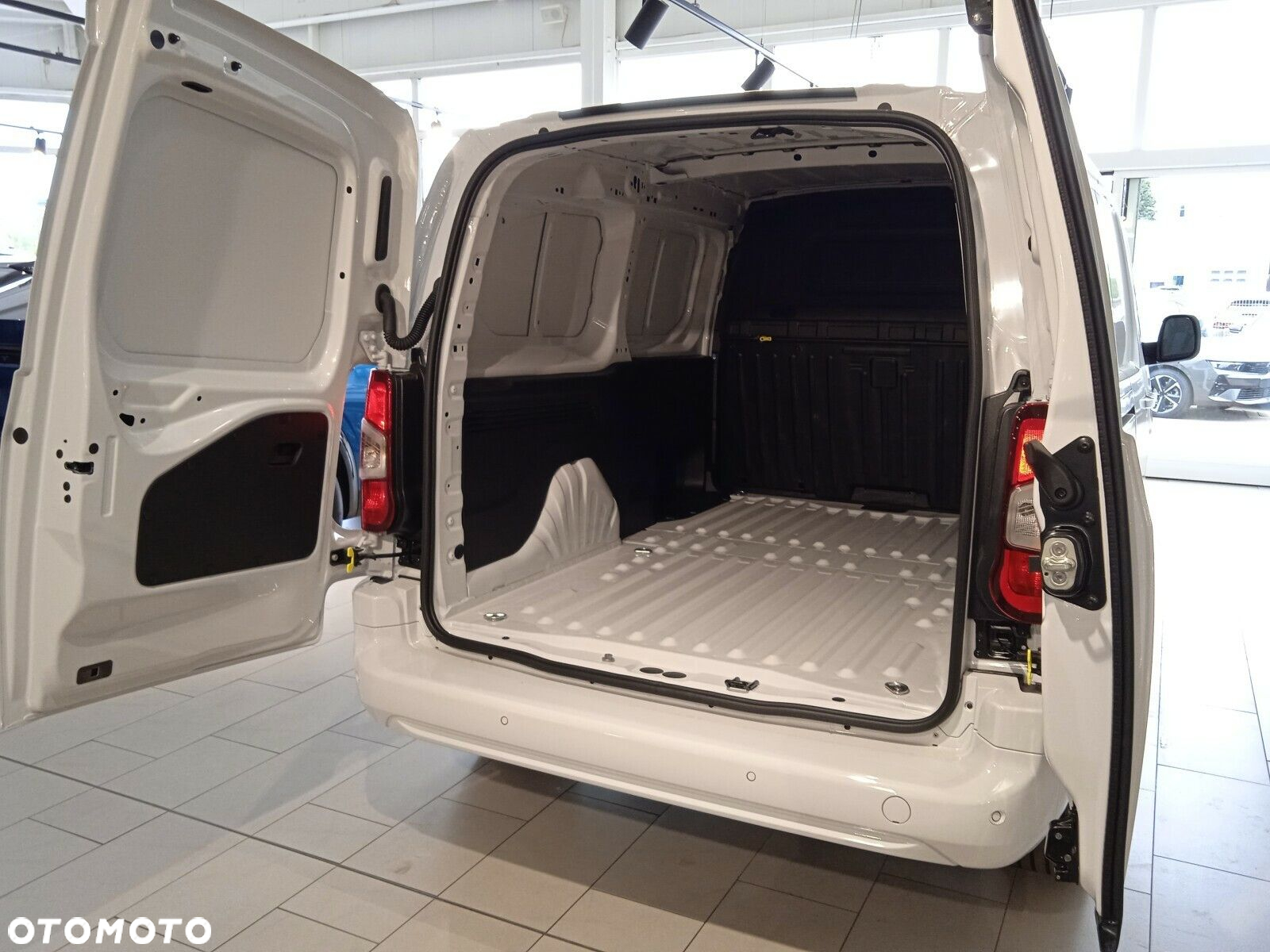 Citroën Berlingo Van WERSJA CLUB - 7