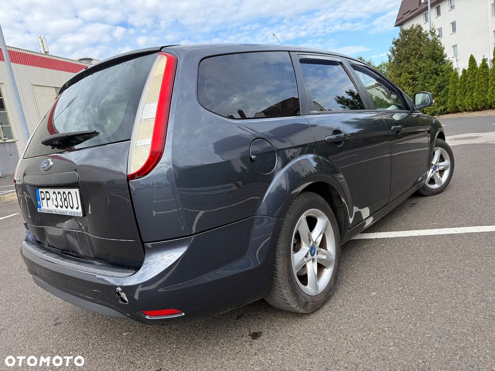 Ford Focus 1.6 Trend - 6