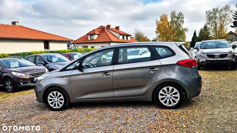 Kia Carens 2.0 GDI XL 7os - 23