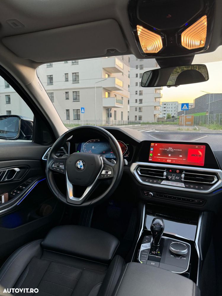 BMW Seria 3 320i xDrive Aut. Sport Line - 14