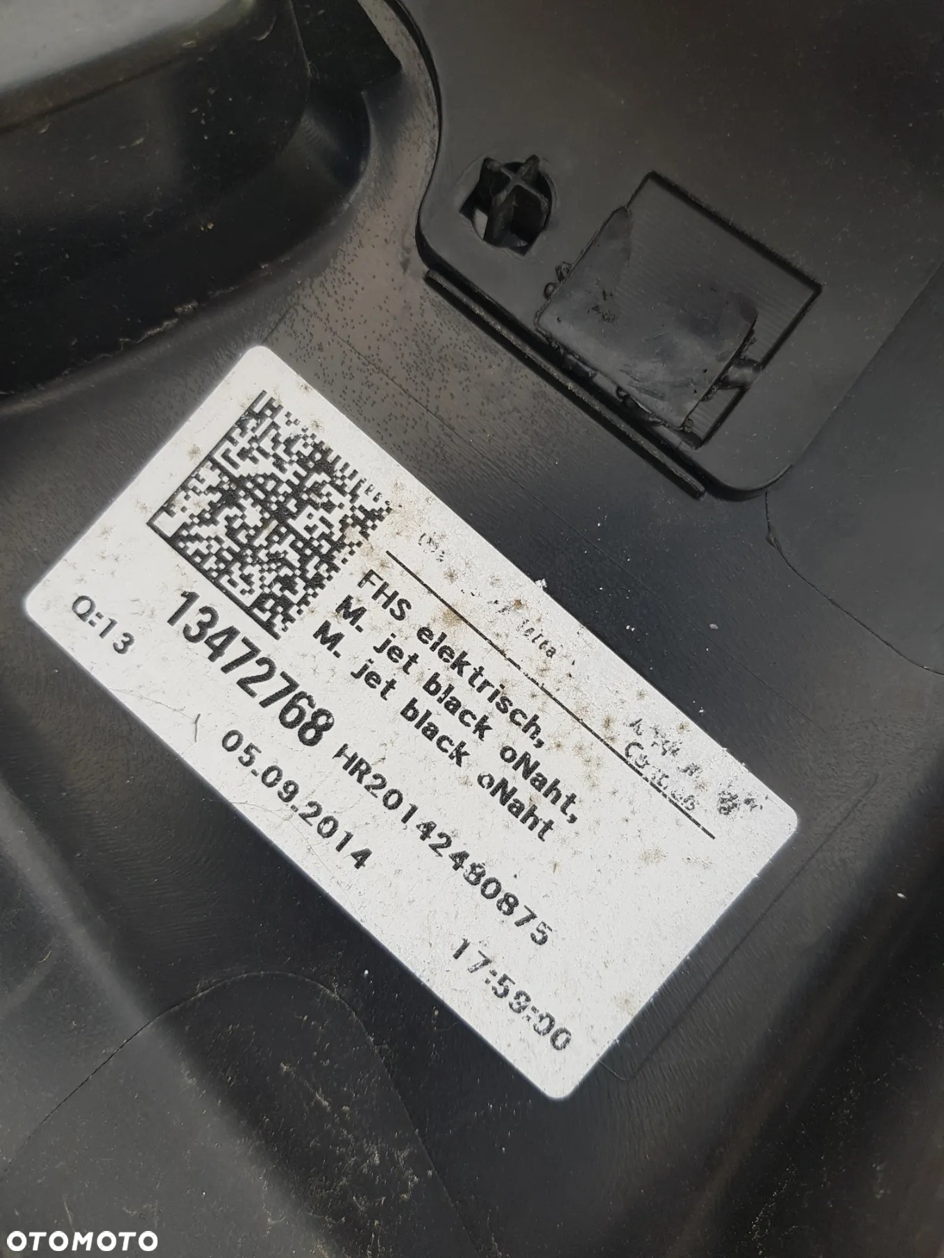 Opel Astra J HTB Tapicerka Boczek Drzwi Tył Tylny Prawy Skóra - 4