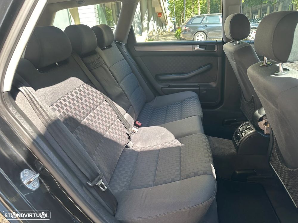 Audi A6 Avant 2.5 TDI V6 - 20