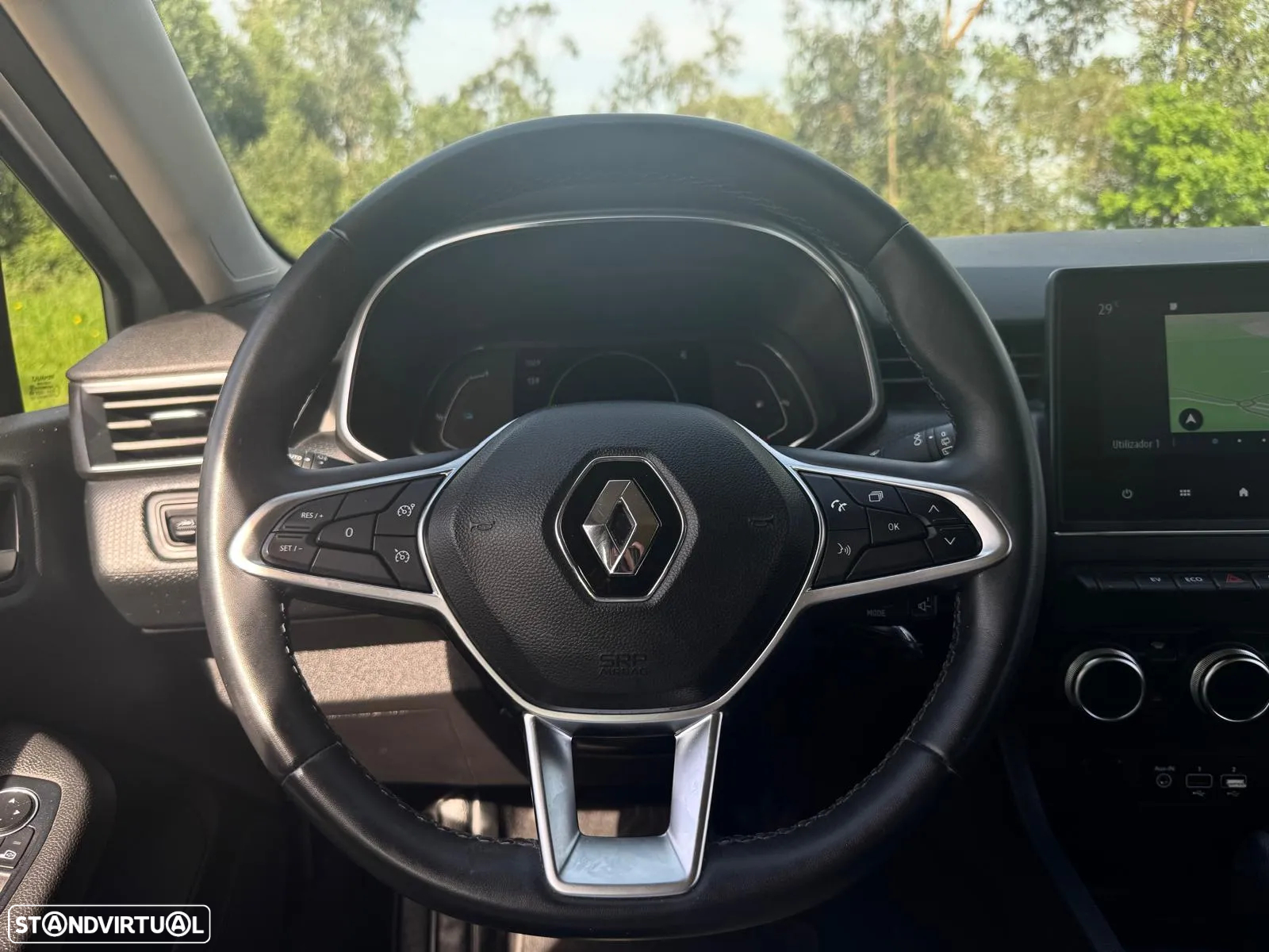 Renault Clio 1.6 E-Tech Full Hybrid Techno - 12