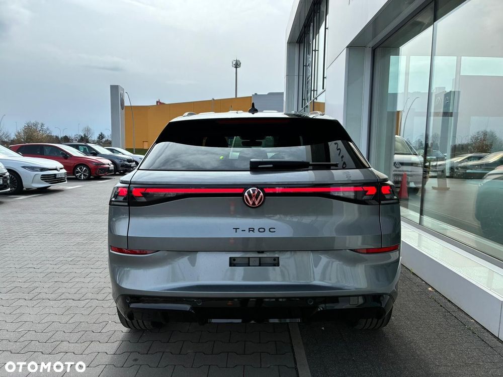 Volkswagen T-Roc - 4