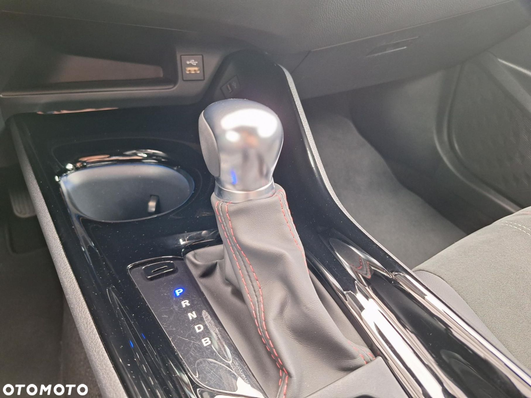 Toyota C-HR - 10