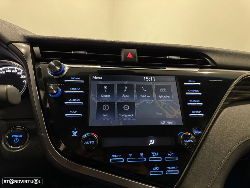 Toyota Camry 2.5 Hybrid Luxury - 36