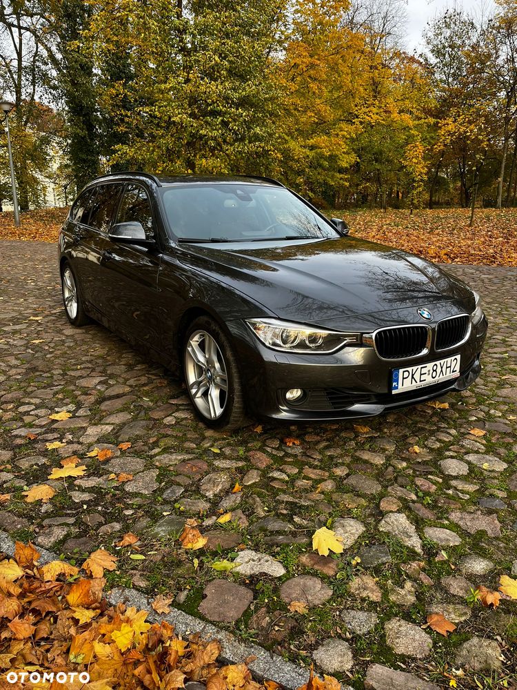 BMW Seria 3 325d Sport-Aut Sport Line - 1