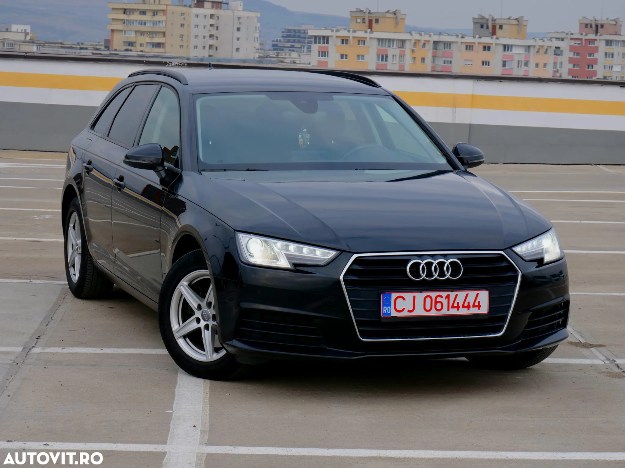 Audi A4 Avant 2.0 TDI S tronic - 17