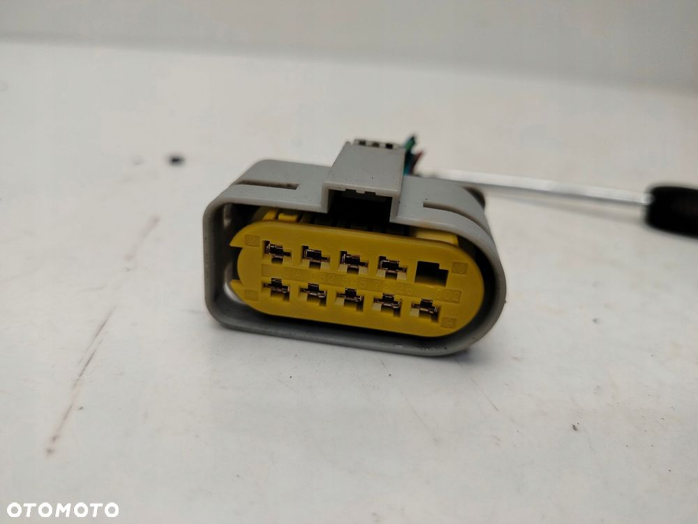 mercedes w204 07r- reflektor lampa prawy przód prawa przednia - 11