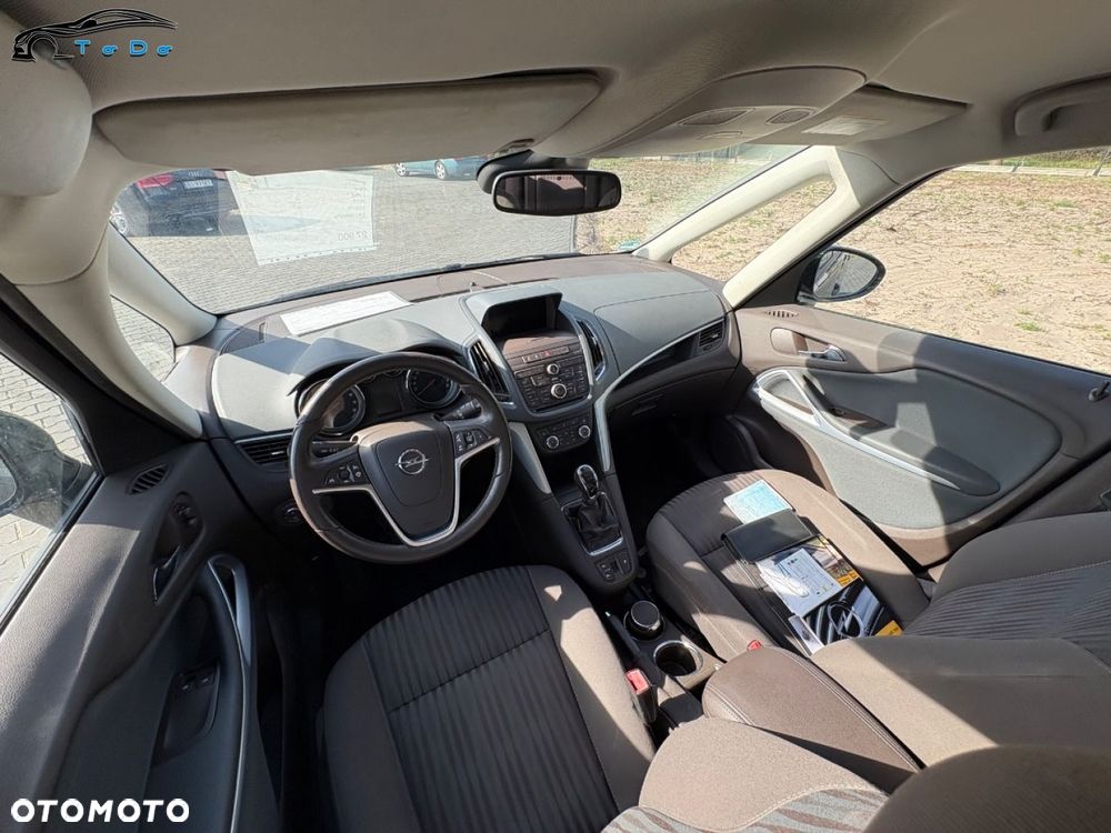 Opel Zafira 1.4 T Cosmo EcoFLEX S&S EU6 - 25