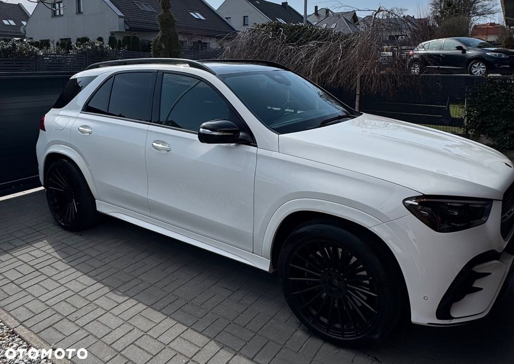 Mercedes-Benz GLE - 1