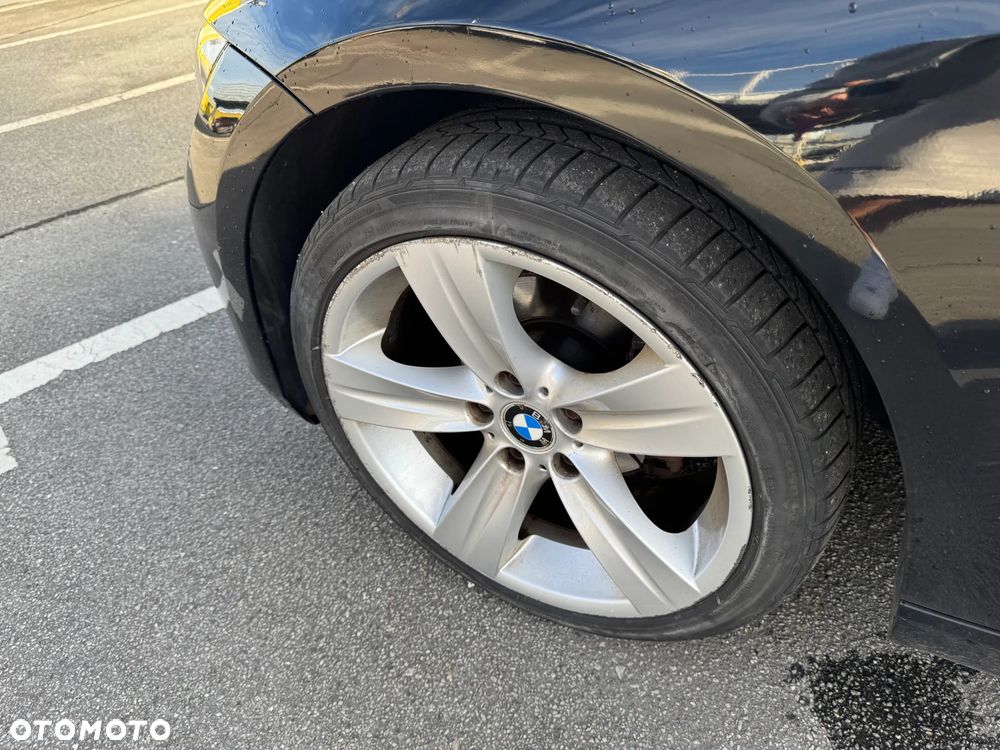 BMW Seria 3 320i - 26