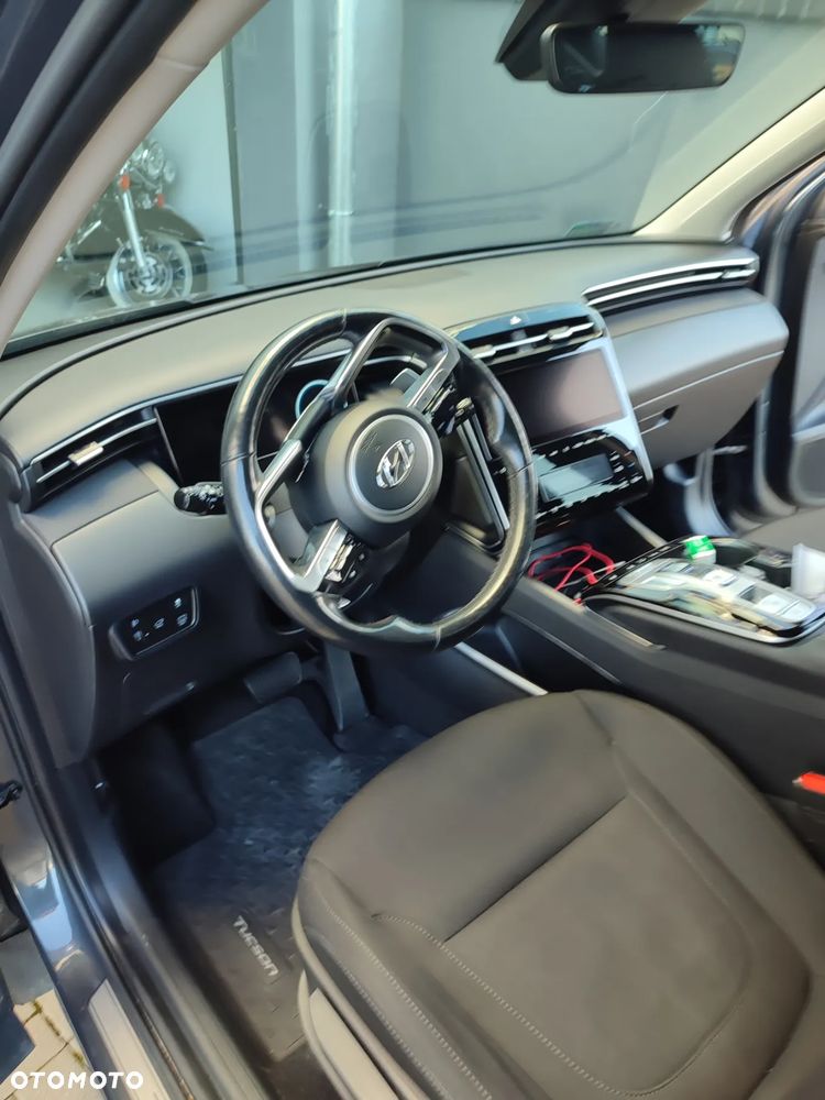 Hyundai Tucson - 8