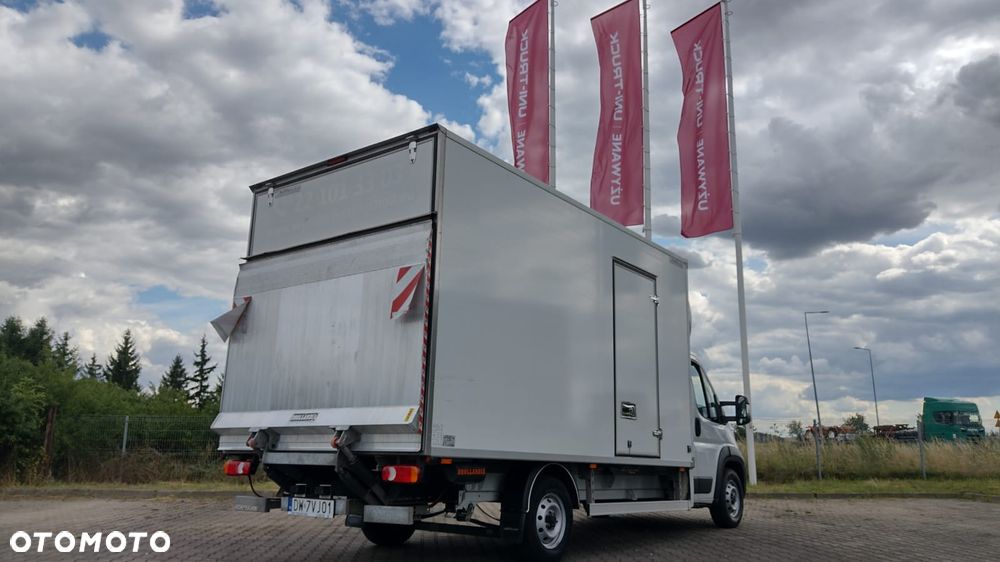 Fiat Fiat DUCATO Kontener 8EP Krajowy ASO Niski przebieg WINDA 750kg - 5