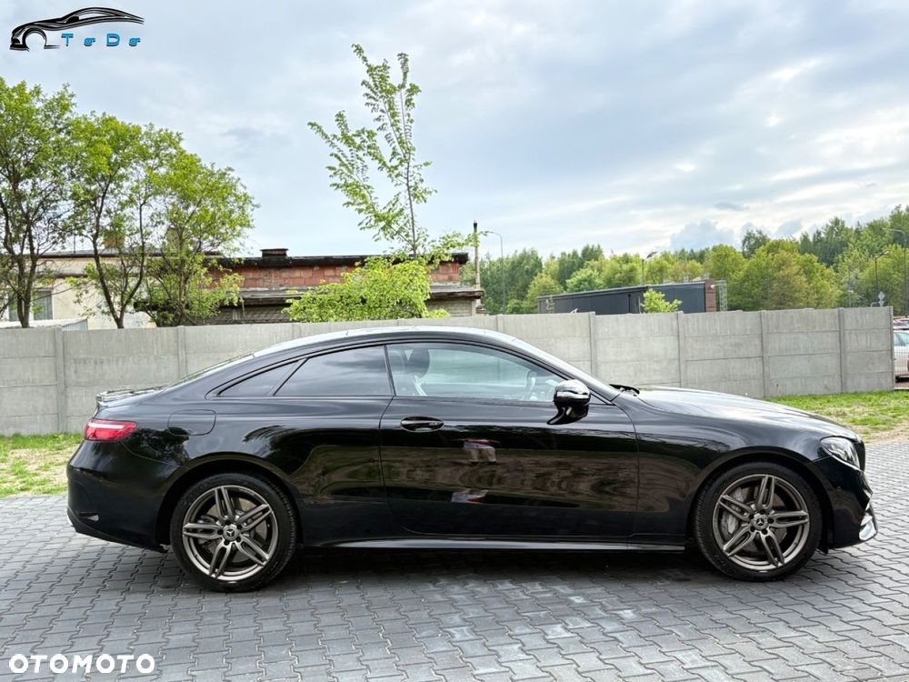 Mercedes-Benz Klasa E 400 4Matic 9G-TRONIC 25th Anniversary Edition - 8
