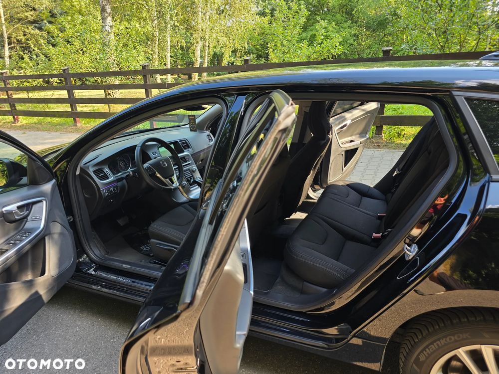 Volvo V60 D3 Geartronic Business Edition - 22