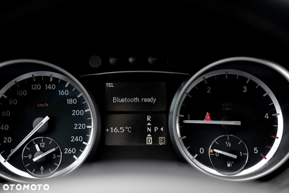 Mercedes-Benz Klasa R 350 CDI 4-Matic - 21