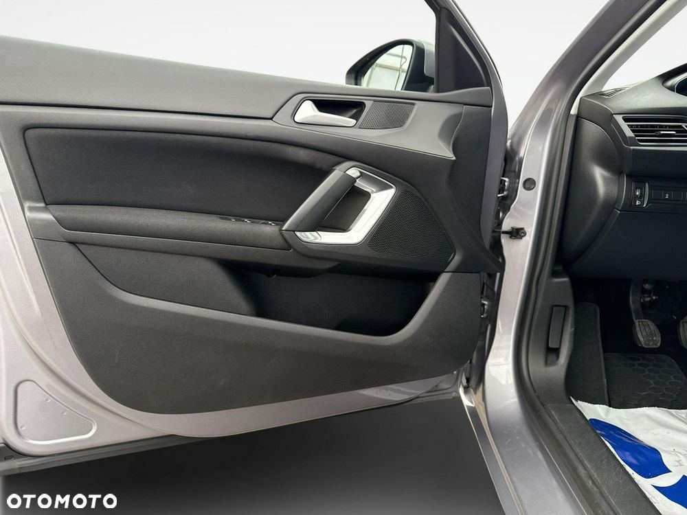 Peugeot 308 - 10