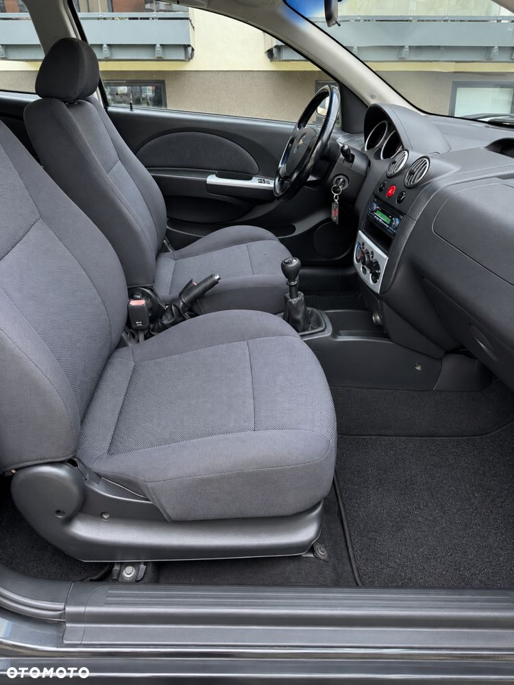 Chevrolet Aveo - 7