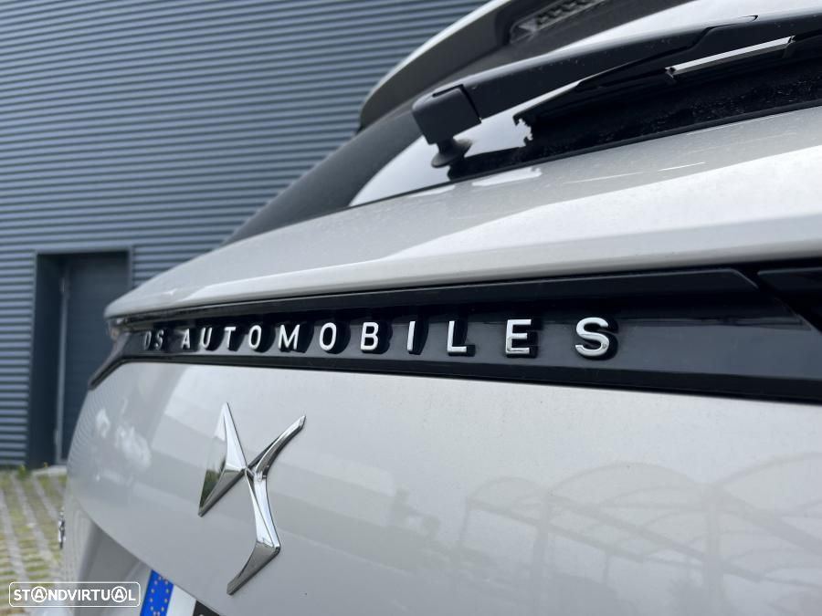 DS DS7 Crossback E-Tense Performance Line+ EAT8 - 37